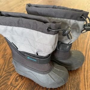 Columbia Snow boots sz 12 kids